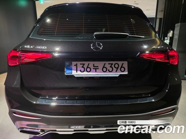 Mercedes-Benz GLC-Class GLC300 4MATIC AMG Line — пробег 2230 км