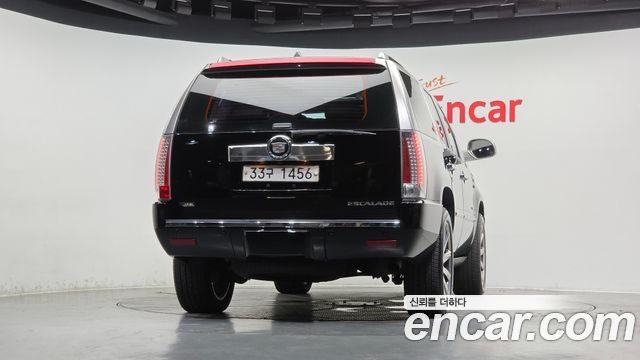 Cadillac Escalade 6.2 3rd — пробег 90 958 км