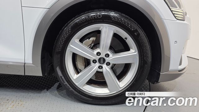 Audi e-tron 50 Quattro — пробег 47 536 км