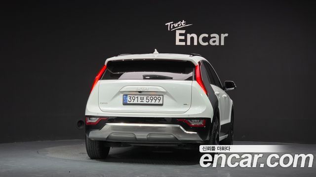 Kia Niro Signature — пробег 116 056 км — фото 4 из 5