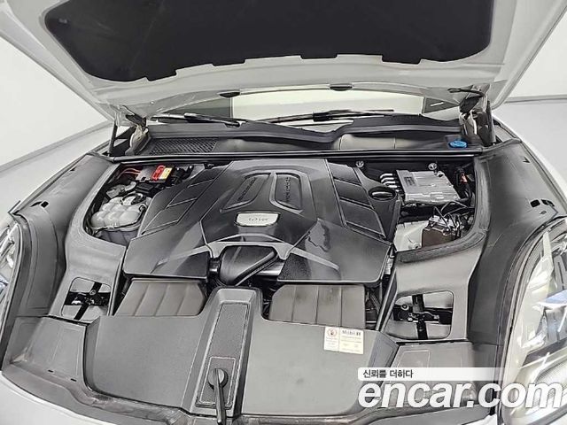 Porsche Cayenne 3.0 — пробег 158 372 км