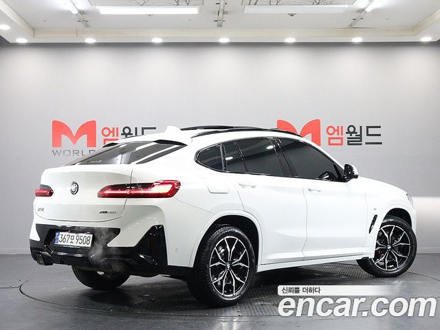 BMW X4 xDrive20i M Sports Pro — пробег 10 957 км — фото 4 из 5