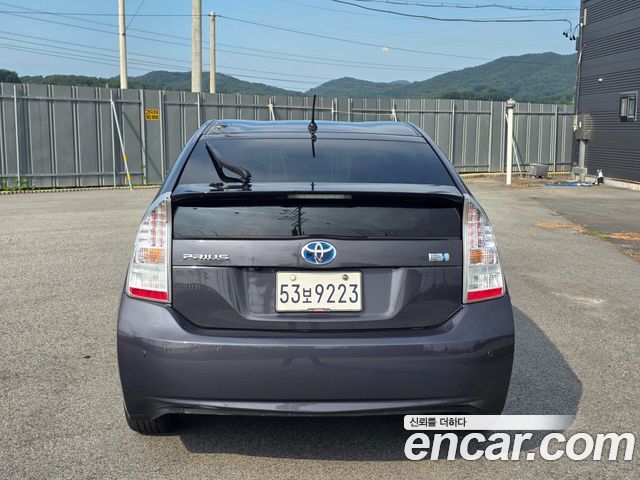 Toyota Prius из Кореи Encar
