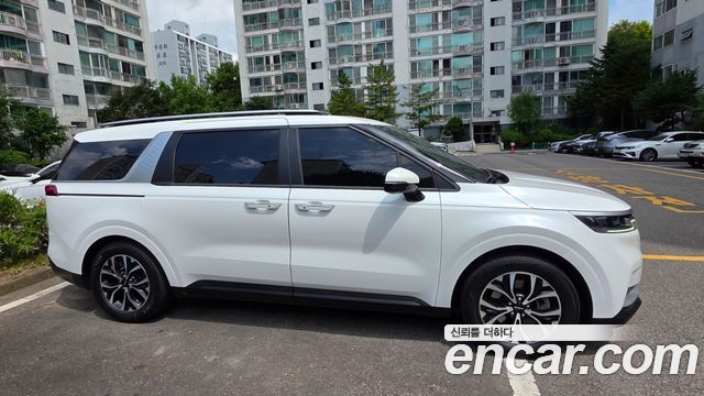 Kia Carnival Diesel 9-Seater Prestige — пробег 65 745 км — фото 3 из 5