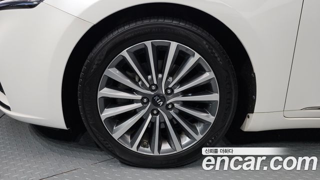Kia K7 из Кореи Encar