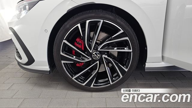 Volkswagen Golf 2.0 GTI — пробег 24 713 км — фото 5 из 5