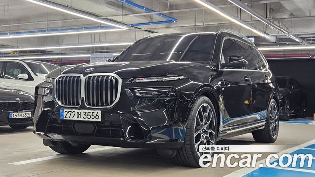 BMW X7 xDrive 40d M Sport 7 STR — пробег 6 400 км — фото 1 из 5
