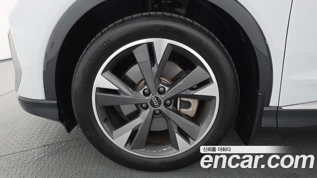 Audi Q4 e-tron 40 Premium — пробег 34 347 км