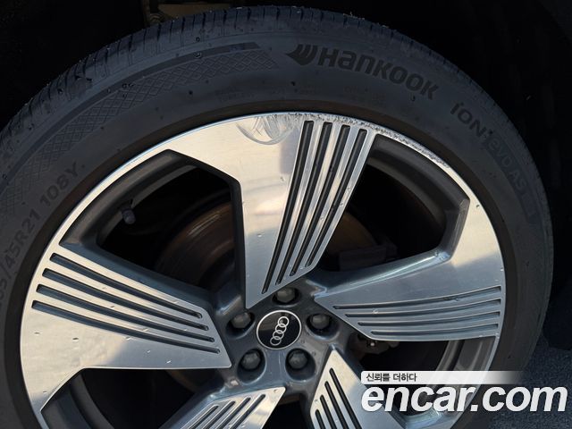 Audi e-tron 55 Quattro Sportback — пробег 49 000 км