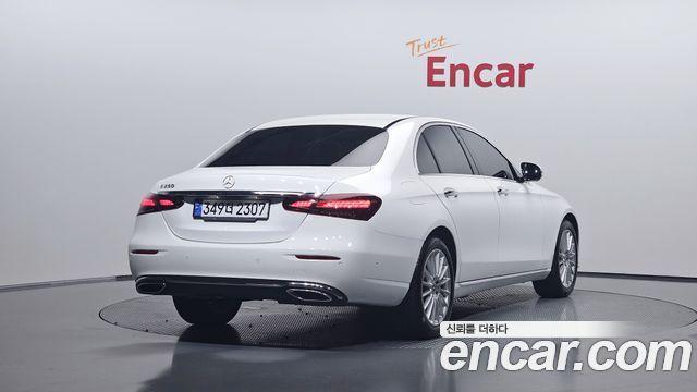 Mercedes-Benz E-Class из Кореи Encar