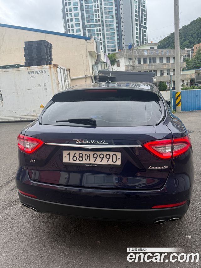 Maserati Levante 3.0 Diesel AWD — пробег 141 000 км — фото 4 из 5