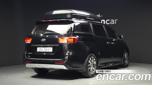 Kia Carnival из Кореи Encar