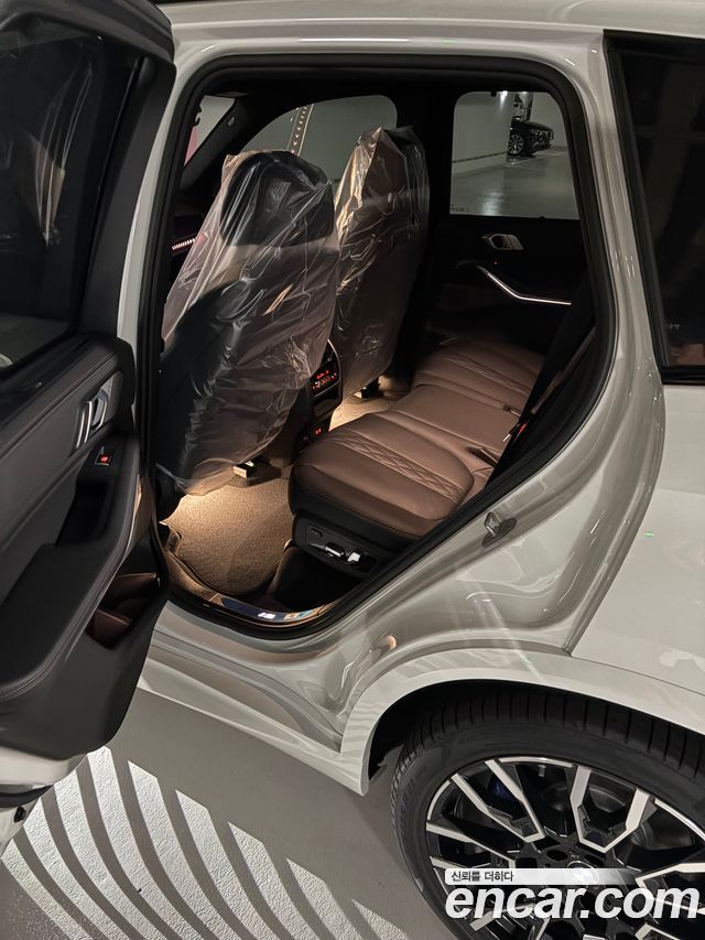 BMW X5 xDrive 30d M Sport — пробег 5 км — фото 5 из 5