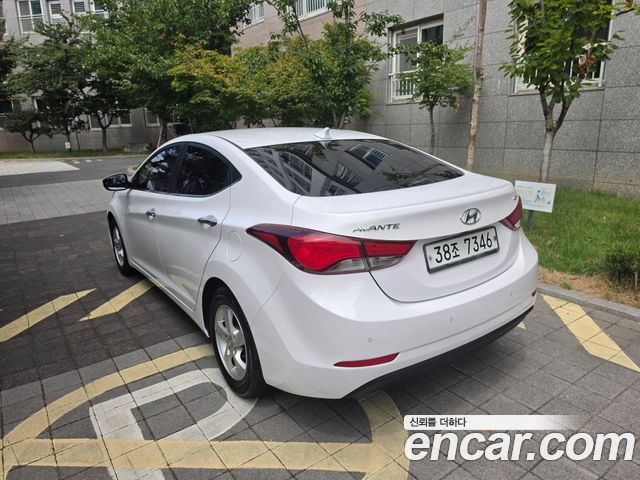 Hyundai AVANTE 1.6 GDi Smart Standard 2013 — пробег 127 151 км