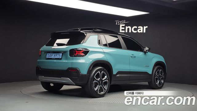 Jeep Avenger из Кореи Encar