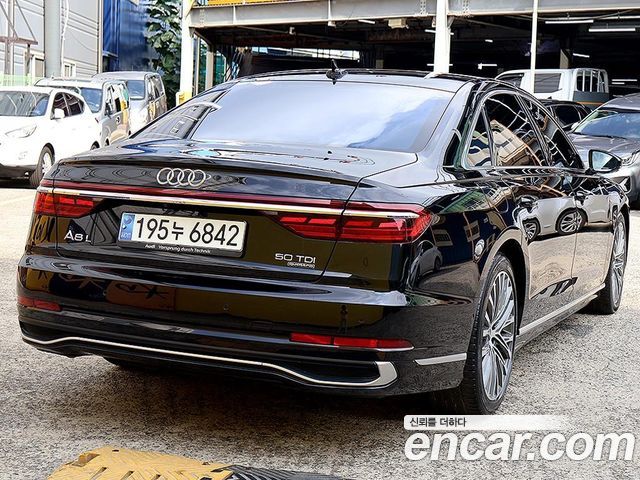 Audi A8 50 TDI Quattro Premium — пробег 109 437 км