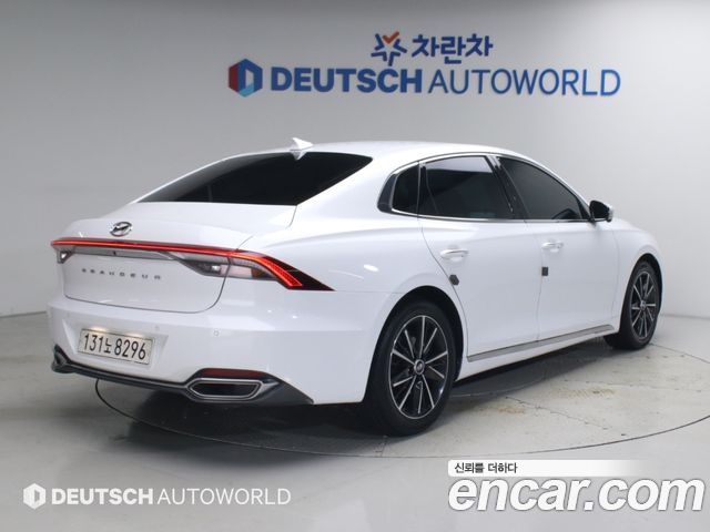 Hyundai Grandeur 2.5 Le Blanc 2021 — пробег 118 000 км