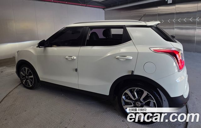 Ssangyong TIBOLI LX 2WD HI-DLX 2015 — пробег 76 200 км