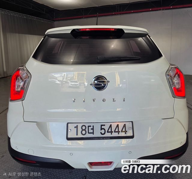 Ssangyong TIBOLI LX 2WD HI-DLX 2015 — пробег 76 200 км