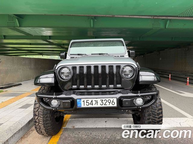 Jeep Wrangler 2.0 Sahara 4Door 2021 — пробег 29 999 км