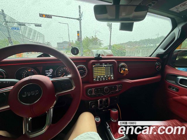 Jeep Wrangler 2.0 Sahara 4Door 2021 — пробег 29 999 км