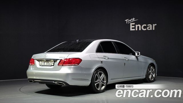 Mercedes-Benz E-Class E250 BlueTec 4MATIC AV — пробег 193 162 км — фото 2 из 5