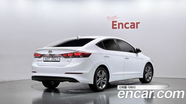 Hyundai AVANTE из Кореи Encar