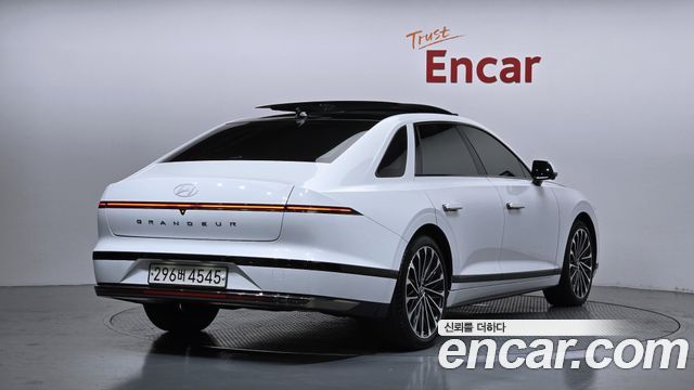 Hyundai Grandeur из Кореи Encar
