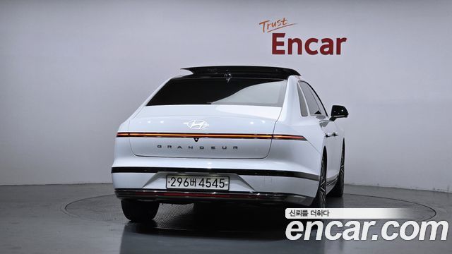 Hyundai Grandeur из Кореи Encar