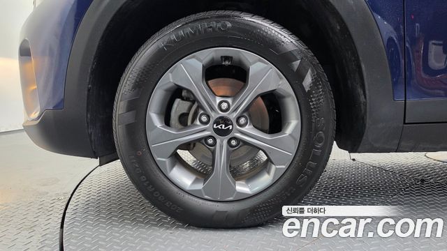 Kia Seltos из Кореи Encar
