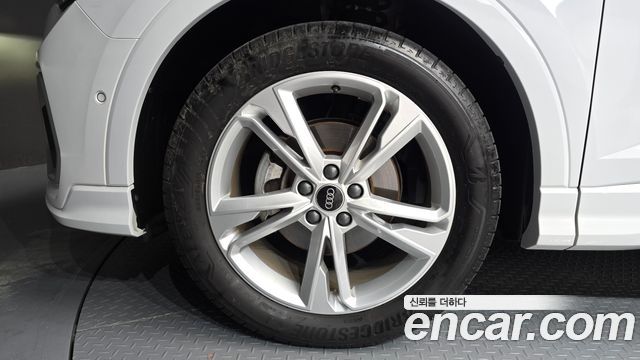 Audi Q3 из Кореи Encar