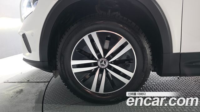Mercedes-Benz GLB-Class из Кореи Encar