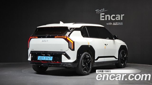 Kia EV3 из Кореи Encar