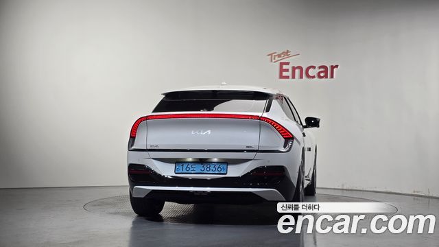 Kia EV6 из Кореи Encar