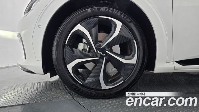 Kia EV6 из Кореи Encar