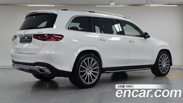 Mercedes-Benz GLS-Class GLS450d 4MATIC — пробег 3 230 км — фото 2 из 5