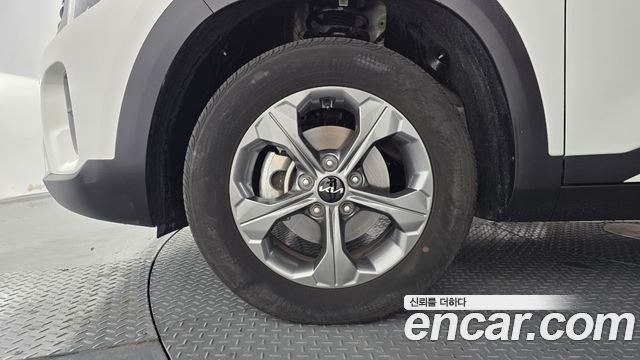 Kia Seltos из Кореи Encar