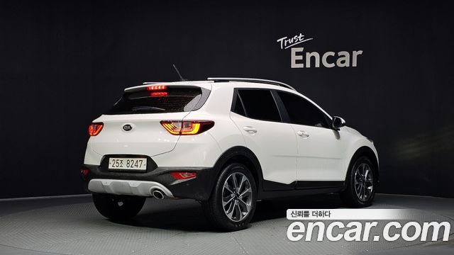 Kia Stonic Diesel 1.6 Prestige 2017 — пробег 130 004 км