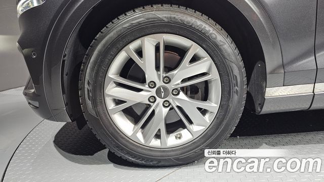 Genesis GV70 из Кореи Encar