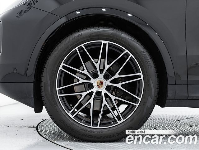 Porsche Cayenne 3.0 Coupe — пробег 17 220 км