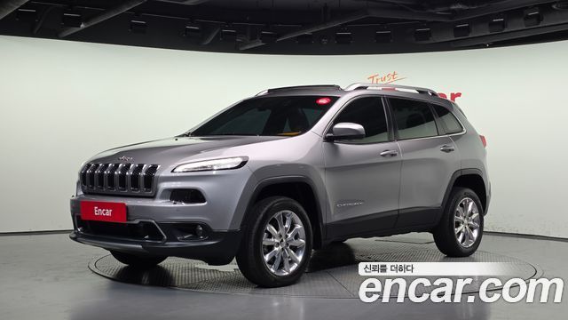 Jeep Cherokee 2.2 Diesel Limited 4WD — пробег 215 141 км — фото 1 из 5
