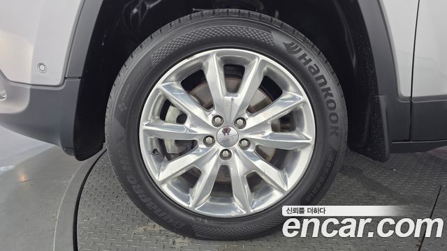 Jeep Cherokee 2.2 Diesel Limited 4WD — пробег 215 141 км — фото 5 из 5