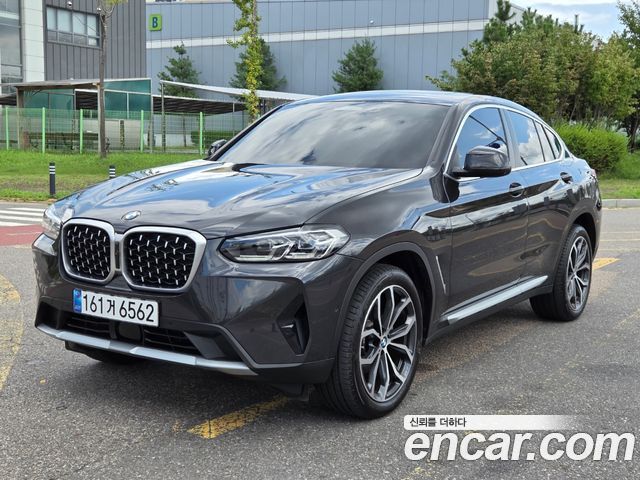 BMW X4 xDrive20i xLine — пробег 4 605 км — фото 1 из 5