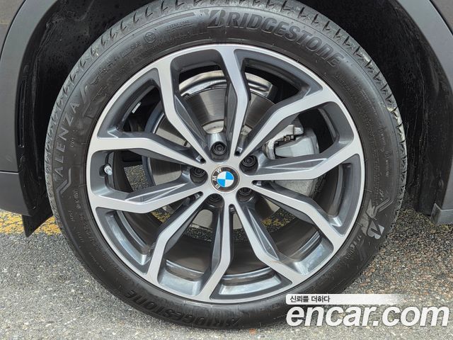 BMW X4 xDrive20i xLine — пробег 4 605 км — фото 5 из 5