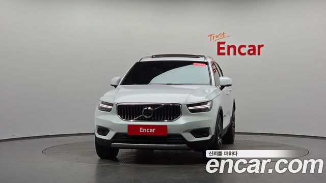 Volvo XC40 B4 Inscription — пробег 83 820 км — фото 3 из 5