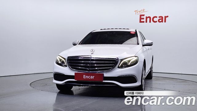 Mercedes-Benz E-Class из Кореи Encar