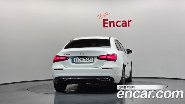 Mercedes-Benz A-Class A220 Sedan — пробег 22 474 км