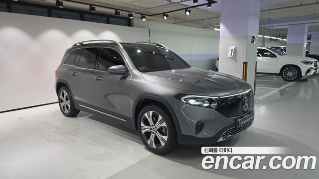 Mercedes-Benz EQB EQB300 4MATIC Progressive — пробег 1 126 км