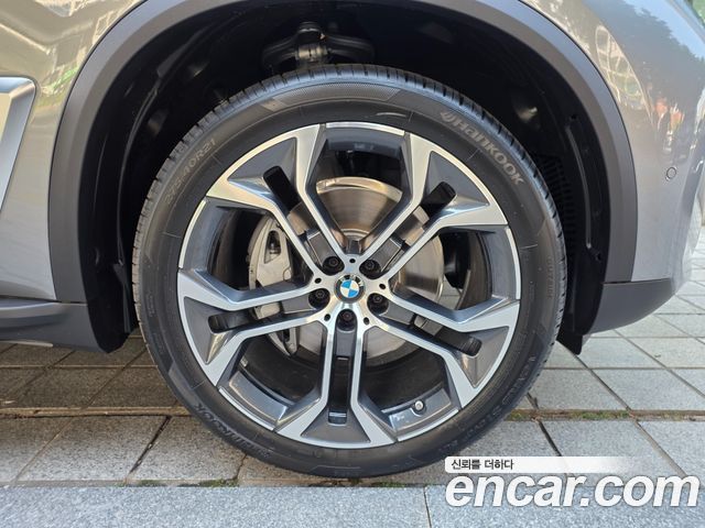 BMW X5 xDrive 40i xLine — пробег 1 390 км — фото 5 из 5
