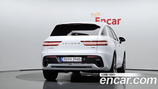 Genesis GV70 из Кореи Encar